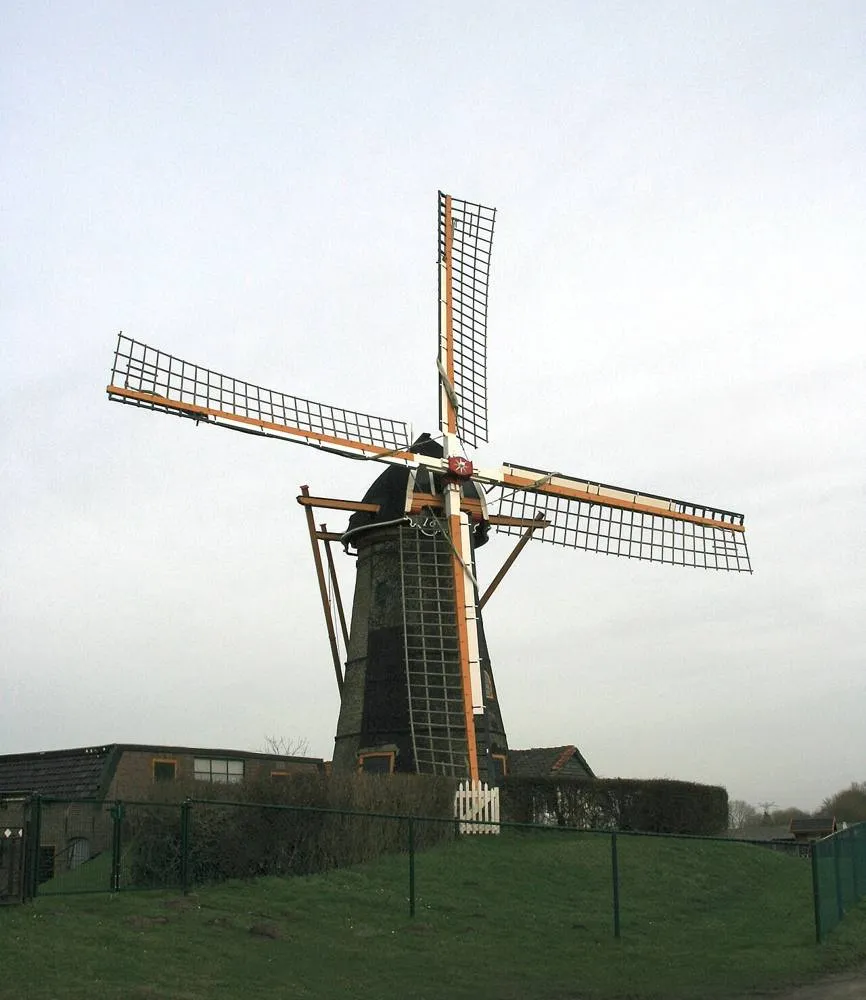 Oostvoorne: Oostvoorne korenmolen
